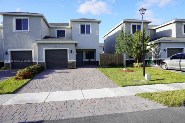 Palms At Bella Vista, 864 SE 17th Ct, Homestead, Florida 33034, image 1