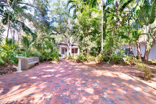 South Mitchell Manors, 11826 S Mitchell Manor Cir, Pinecrest, Florida 33156, image 1