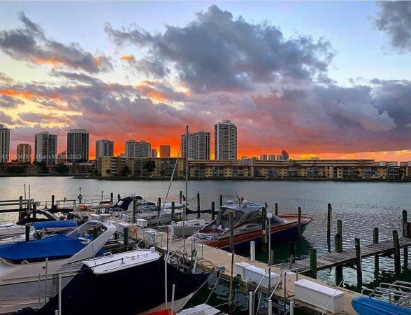 Del Prado South Towers, 18011 Biscayne Blvd #1804-1, Aventura, Florida 33160, image 2