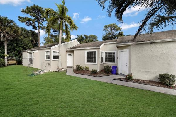 Victoria Woods, 5759 Dewberry Way, West Palm Beach, Florida 33415, image 2