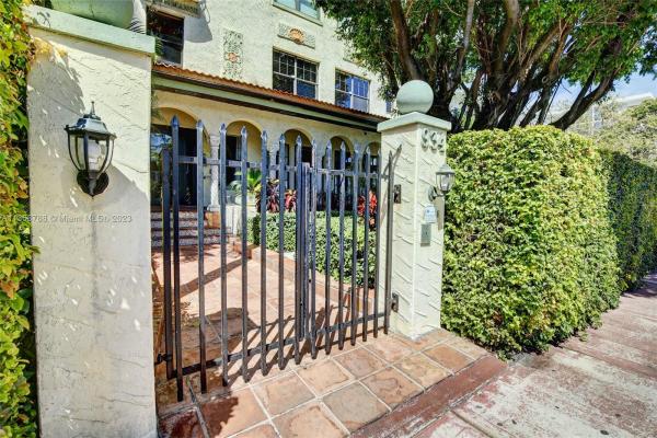 Venetian Manor, 934 Michigan Ave #305, Miami Beach, Florida 33139, image 1