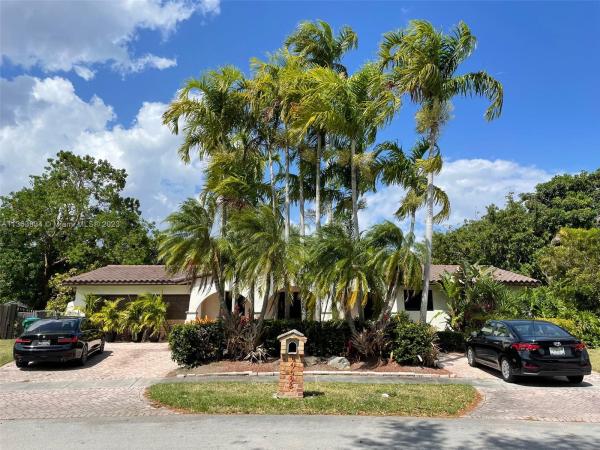 Kendale Lakes No HOA, 14405 SW 73rd St, Kendale Lakes, Florida 33183, image 2
