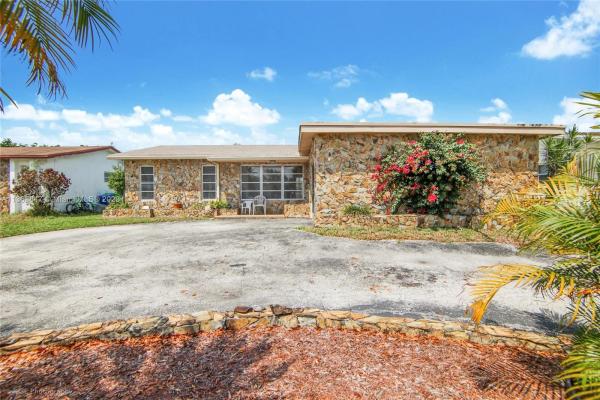 Twin Lakes, 11601 NW 29th St, Sunrise, Florida 33323, image 2