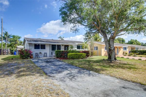 Beverly Park, 6361 Adams St, Hollywood, Florida 33023, image 2