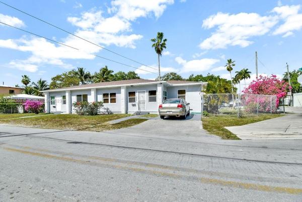 Biscayne Heights, 8550 NE 8th Ct, Miami, Florida 33138, image 1