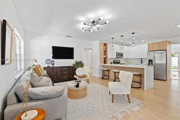 Tamiami Gardens, 7160 SW 5th Ter, Miami, Florida 33144, image 1