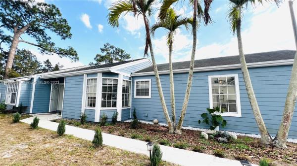 Victoria Woods, 1404 Corn Flower Ln, West Palm Beach, Florida 33415, image 2