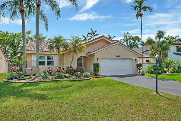 Waverly Hundred, 15610 Gauntlet Hall Mnr, Davie, Florida 33331, image 1