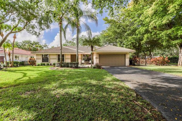 Pine Ridge North, 8822 NW 56th St, Coral Springs, Florida 33067, image 1