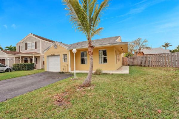 Catalina West, 22220 SW 101st Ave Rd, Cutler Bay, Florida 33190, image 1
