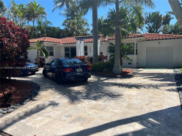 Hollywood Lakes, 1044 S Northlake Dr, Hollywood, Florida 33019, image 2