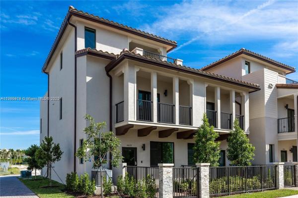 Urbana At Downtown Doral, 4889 NW 83rd Path #4889, Doral, Florida 33166, image 2