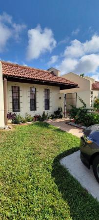 Townhomes Of Country Lake, 6413 NW 192nd Ter #6413, Country Club, Florida 33015, image 1