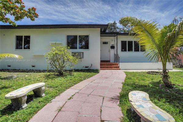 Brentwood, 300 NE 48th St, Miami, Florida 33137, image 1