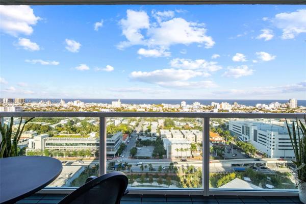The Floridian, 650 West Ave #2304, Miami Beach, Florida 33139, image 1