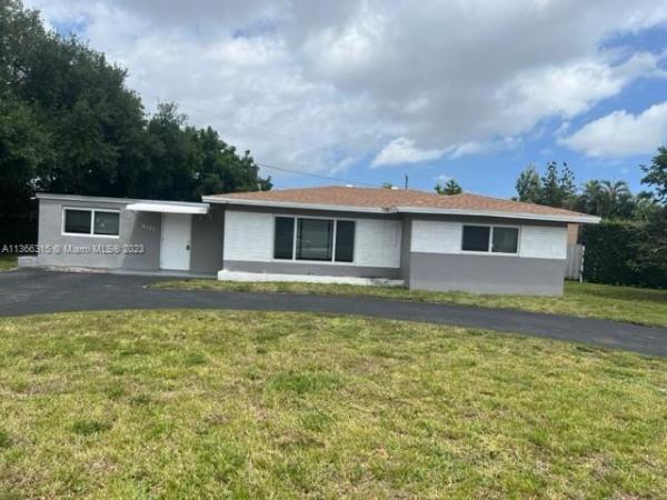 Beverly Park, 6181 Wiley St, Hollywood, Florida 33023, image 2