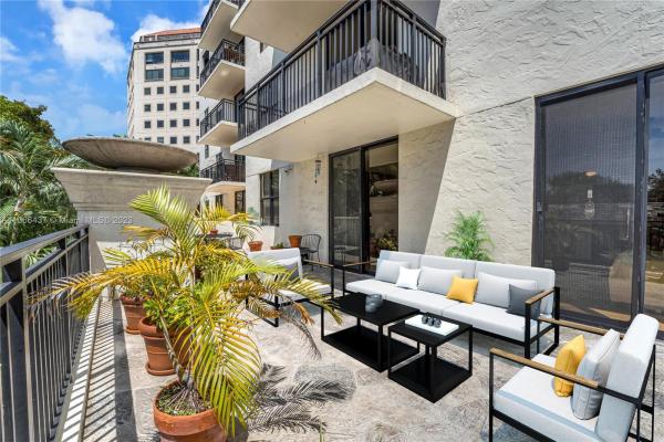 Puerta De Palmas, 888 S Douglas Rd #202, Coral Gables, Florida 33134, image 1