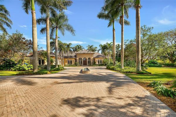 Redland No HOA, 17205 SW 256th St, Redland, Florida 33031, image 2