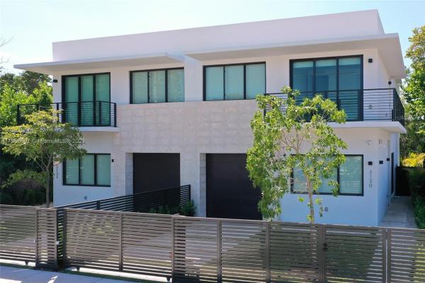 Carters, 3130 Plaza St #3130, Miami, Florida 33133, image 1