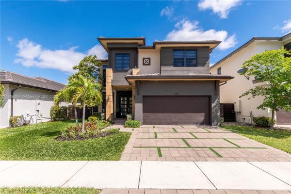 Satori, 8933 NW 160th Ter, Miami Lakes, Florida 33018, image 2