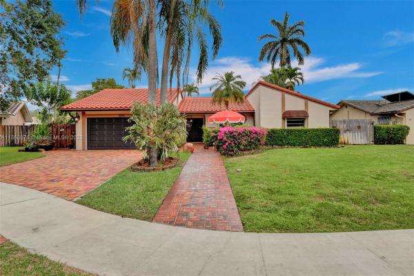 Forest Lake, 5550 SW 113th Ave, Cooper City, Florida 33330, image 1