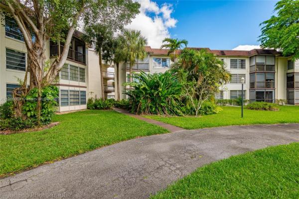 Omega, 1701 NW 75th Ave #306, Plantation, Florida 33313, image 2