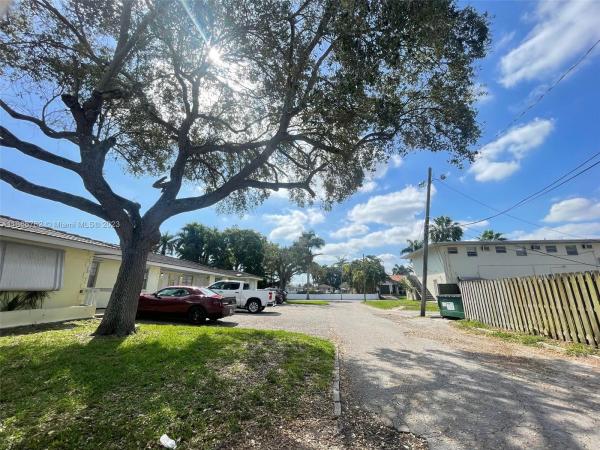 Dania Beach Residential, 213 SE Park St, Dania Beach, Florida 33004, image 1