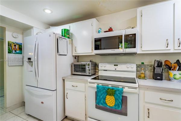 Villa Dorada, 20441 NE 30th Ave #306-9, Aventura, Florida 33180, image 2