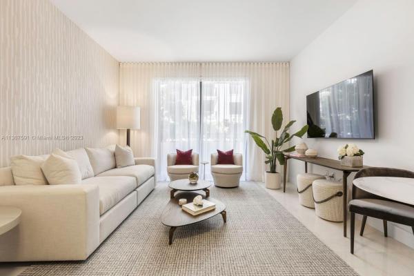 Merrick Manor, 301 Altara Ave #419, Coral Gables, Florida 33146, image 2