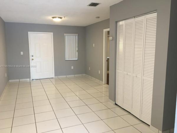 1852 SW 7th St #309, Miami, Florida 33135, image 2
