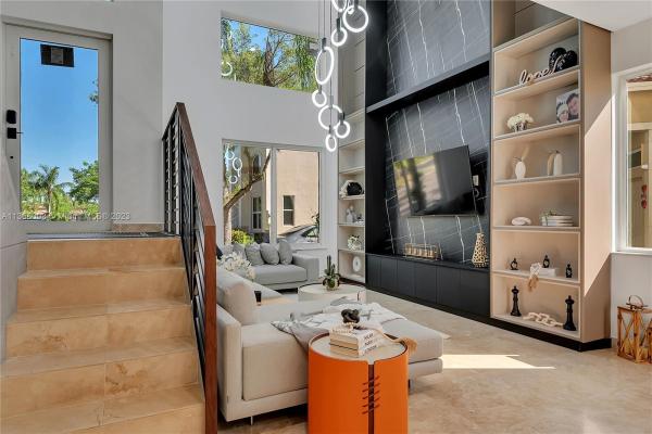 Emerald Courts, 16114 Opal Creek Dr, Weston, Florida 33331, image 2