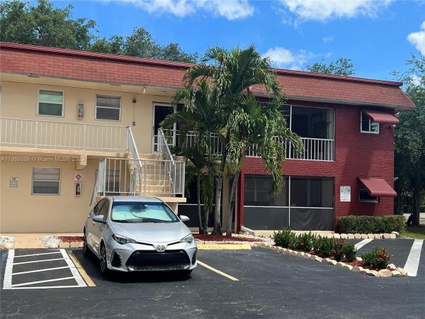 University Manors, 2041 NW 81st Ave #419, Pembroke Pines, Florida 33024, image 1