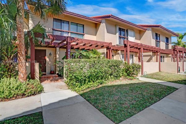Classic Townhouses West, 4852 Sheridan St #7, Hollywood, Florida 33021, image 1