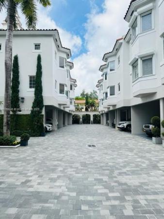 Villa Toscana, 261 Navarre Ave #B-1, Coral Gables, Florida 33134, image 1