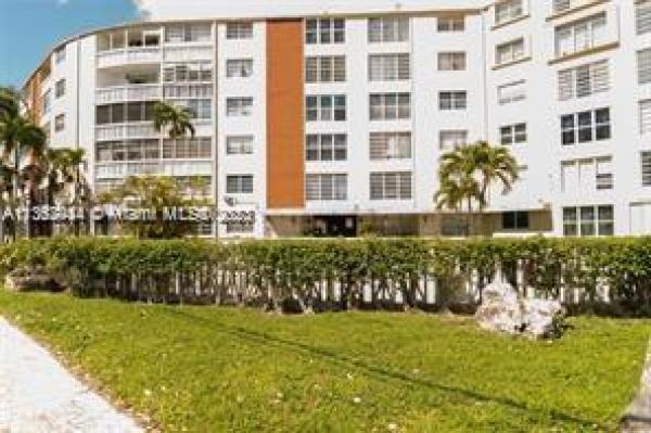 1475 Terra Towers, 1475 NE 125 #414K, North Miami, Florida 33161, image 1