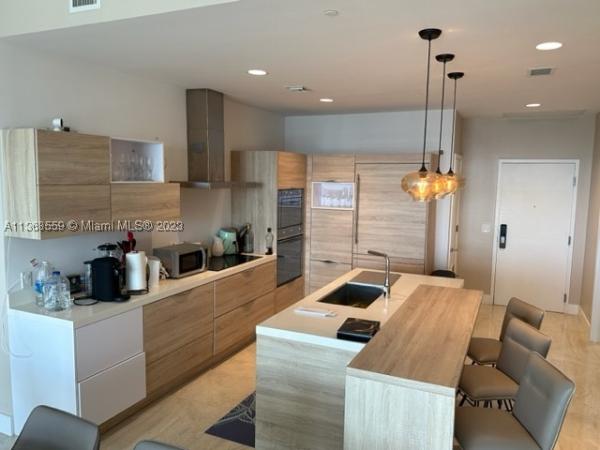 The Harbour South Tower, 16385 Biscayne Blvd #PH-7, North Miami Beach, Florida 33160, image 1
