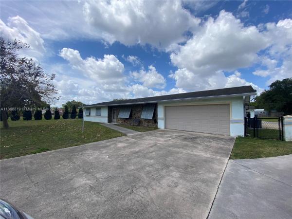 Oak Hill, 1571 SW 136th Ave, Davie, Florida 33325, image 2