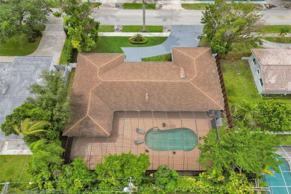 Highland Woods, 1911 NE 197th Ter, Ojus, Florida 33179, image 1