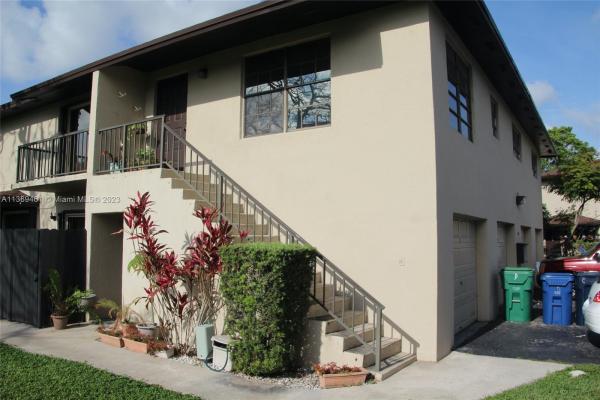 13908 SW 46th Ter #D, Kendale Lakes, Florida 33175, image 2