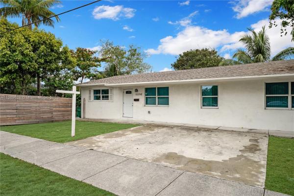 Biscayne Homes, 10390 NW 8th Ave, Pinewood, Florida 33150, image 1