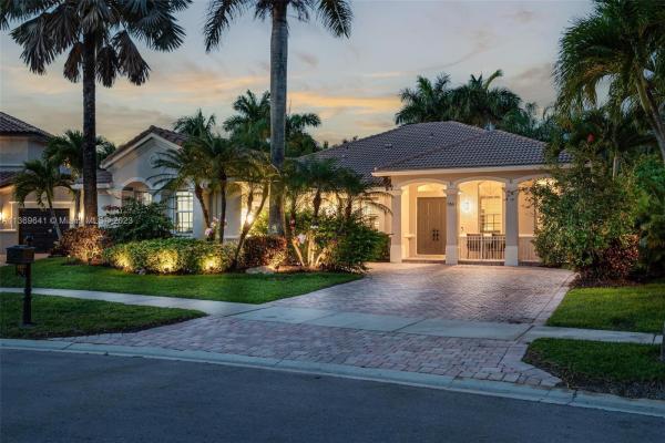 Hunters Pointe, 1861 Hidden Trail Ln, Weston, Florida 33327, image 1