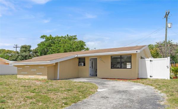 Boulevard Heights, 6701 Fillmore St, Hollywood, Florida 33024, image 2