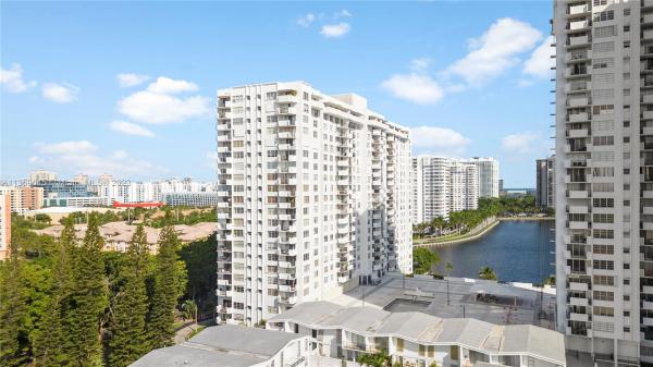 Commodore Plaza Century, 2780 NE 183rd St #101, Aventura, Florida 33160, image 1