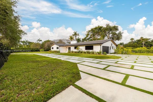 Hampshire Heights, 11950 SW 63rd Ave, Pinecrest, Florida 33156, image 1