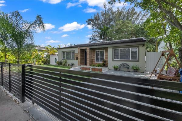 Isle Of Normandy Ocean Side & Trouville, 1330 Marseille Dr, Miami Beach, Florida 33141, image 1