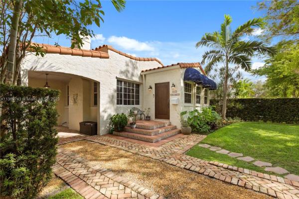 Granada, 1411 Columbus Blvd, Coral Gables, Florida 33134, image 2
