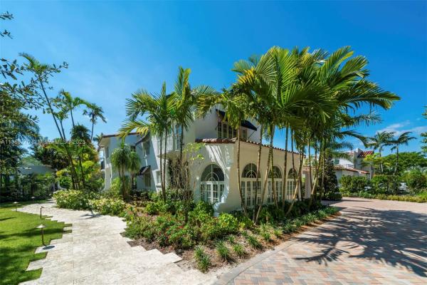 Granada, 716 Alhambra Cir, Coral Gables, Florida 33134, image 2