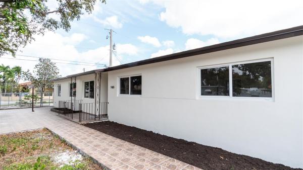 Grapeland Heights, 1465 NW 34th Ave, Miami, Florida 33125, image 2