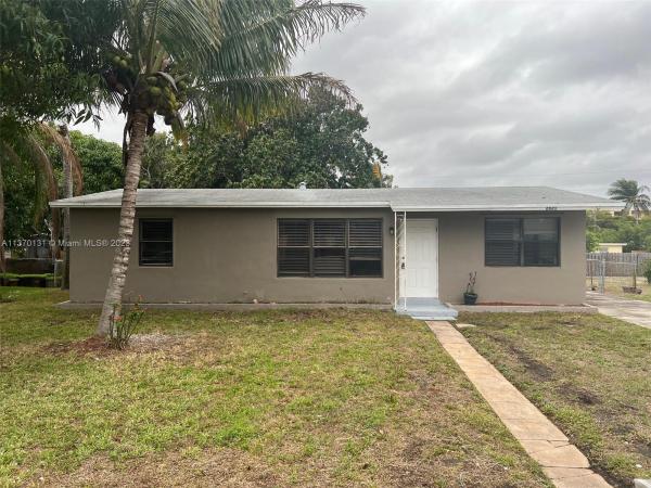 Boynton Ridge, 2621 NE 3rd St, Boynton Beach, Florida 33435, image 1