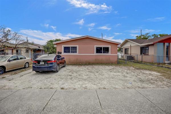 Community Gardens, 2480 NW 139th St, Opa-Locka, Florida 33054, image 1